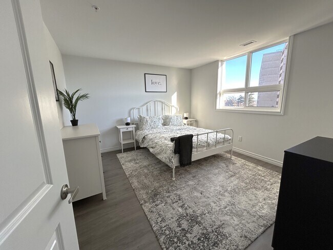 Photo - Marlborough Manor