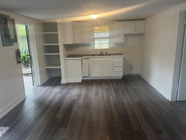 Photo - 1386 Pullen Rd
