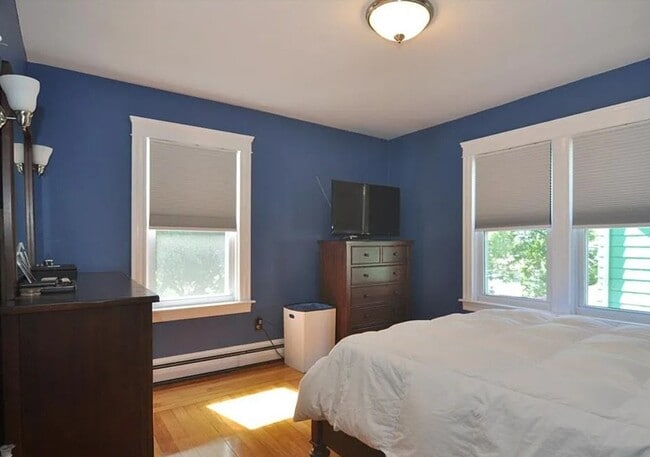 Photo - 37 Longwood Ave