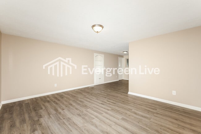 Photo - 5919 Chambersburg Rd