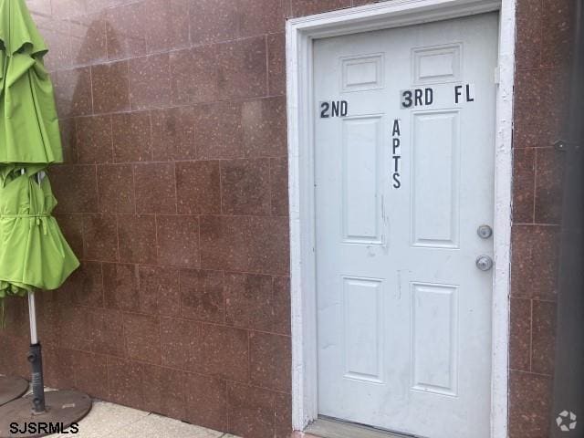 Building Photo - 6708 Ventnor Ave Rental