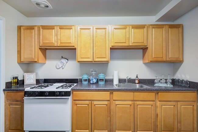 Photo - The Village of Chartleytowne Apartments an...