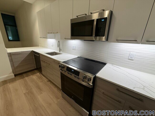 Photo - 1079 Commonwealth Ave Unit 347