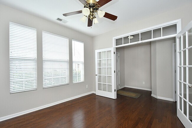 Photo - 8204 Viewpoint Lane