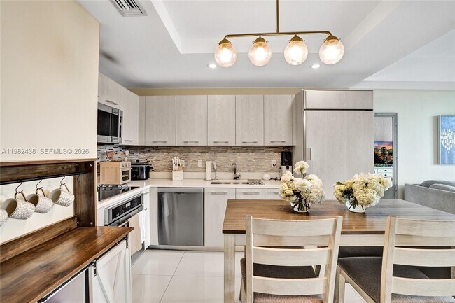 Photo - 45 SW 9th St Unit 4004