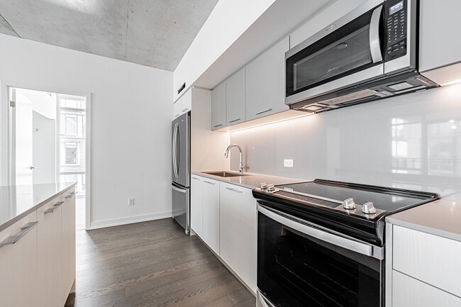 Photo - 45 Baseball Pl