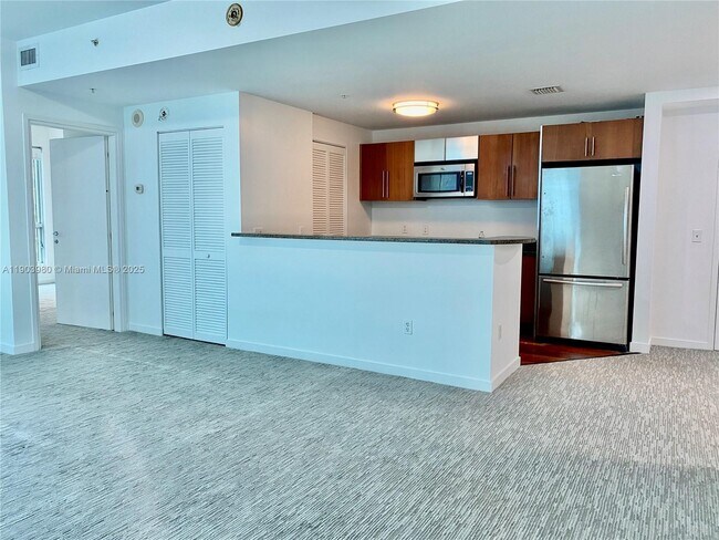 Photo - 300 S Biscayne Blvd Unidad 3202