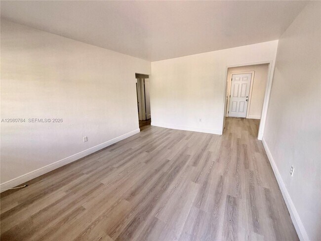 3790 SW 27th St Unit 3790