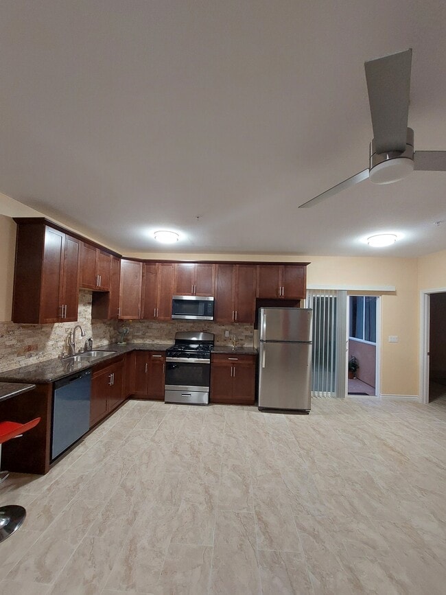 Photo - 709 Vale View Dr