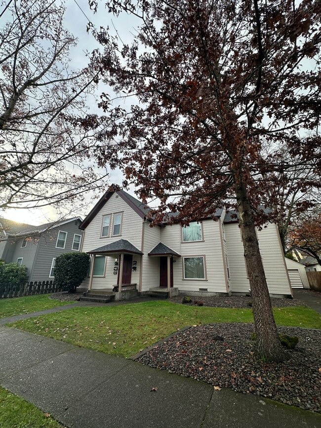 Building Photo - (488) 15th Street Apartments - 1 Bedroom / 1 Bathroom Unit 426-4