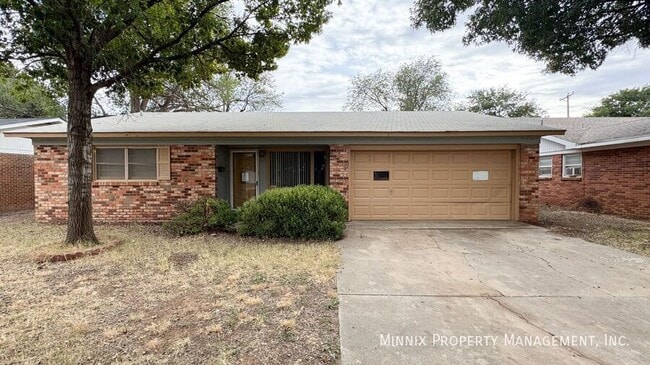 Photo - 4209 51st St