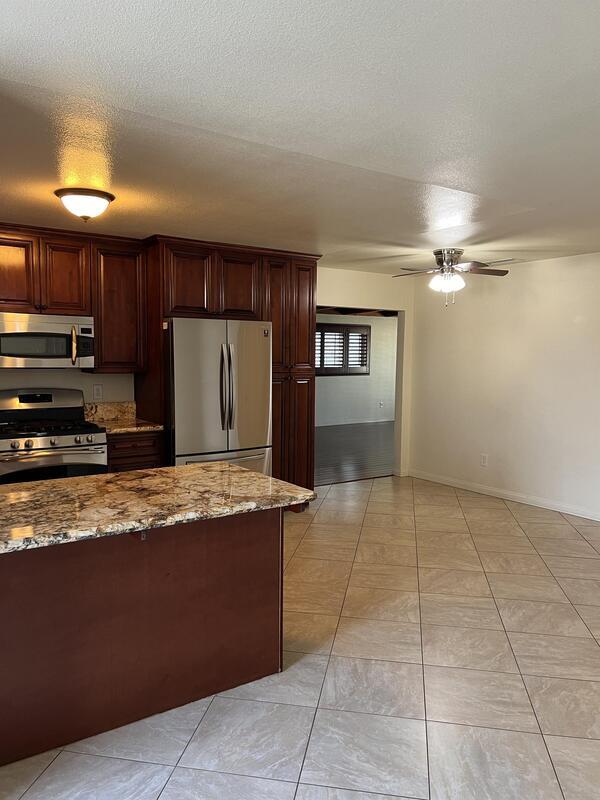 Photo - 2683 Caulfield Dr