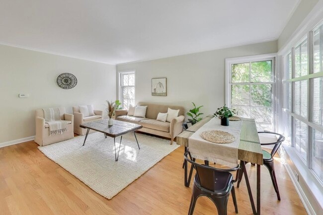 Photo - 6053 N Keeler Ave