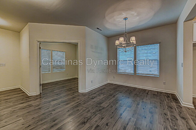 Photo - 4014 Beacon Ave