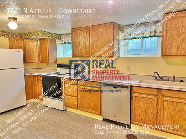 Photo - 1223 N Arthur-Downstairs Unit Downstairs