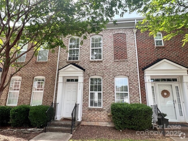 Building Photo - 202 Welton Way Rental