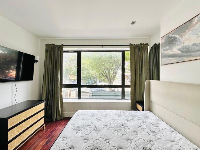 Photo - Furnished room/NOT APARTMENT Unit 1F
