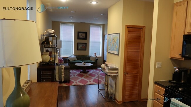 Photo - 1443 N Bosworth Ave Condo Unit 1F