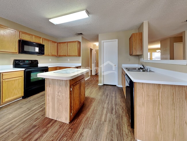 Photo - 5112 Prestwick Dr