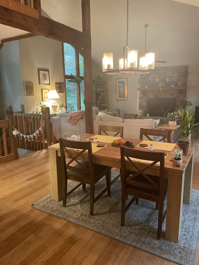 Photo - 1543 Hillhaven Dr