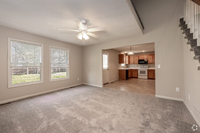 3BR, 2.5BA - 1350 SF