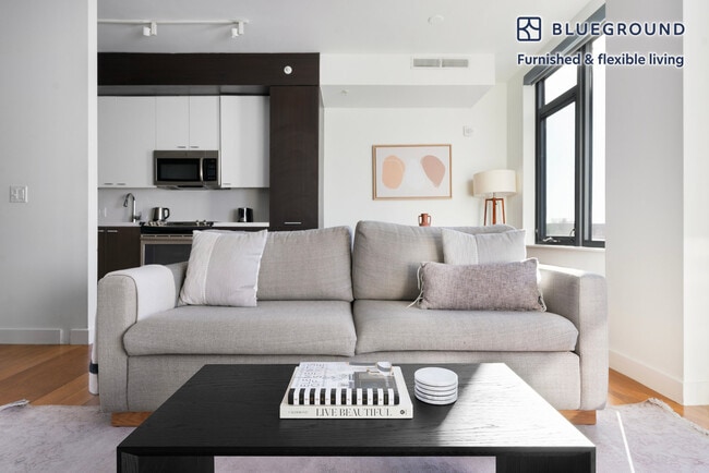 Photo - 1212 4th St SE Unidad SI FL7-ID932