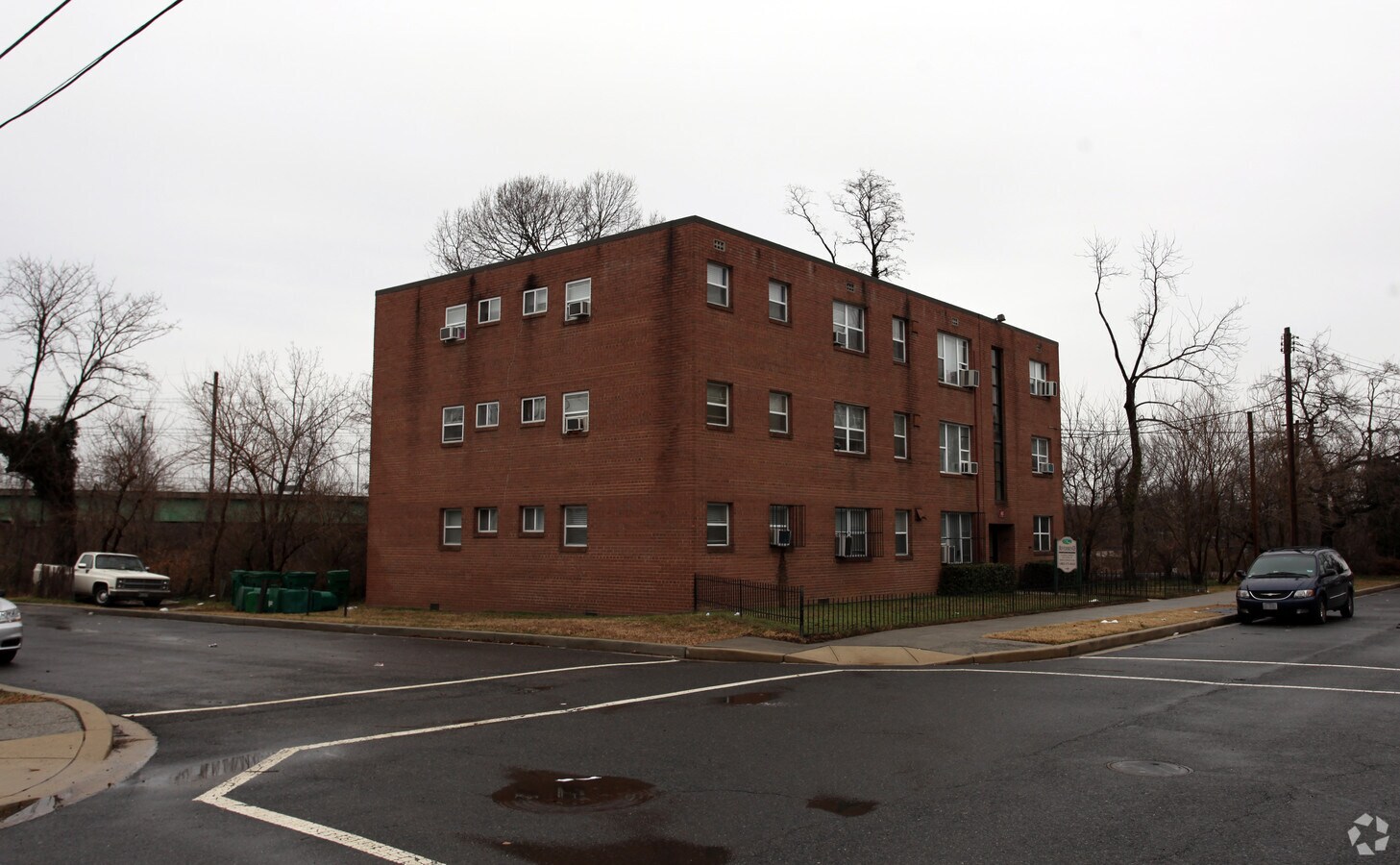 Photo - River Bend Apartments