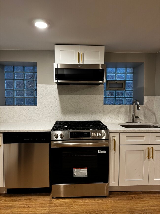 Photo - 3716 N Racine Ave Unit G