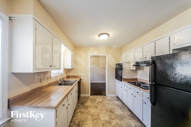 Photo - 6528 Baybrook Ln