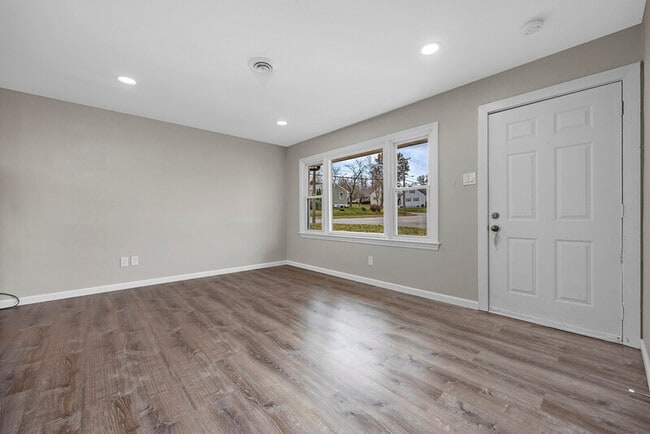 Photo - 3104 St Joachim Ln