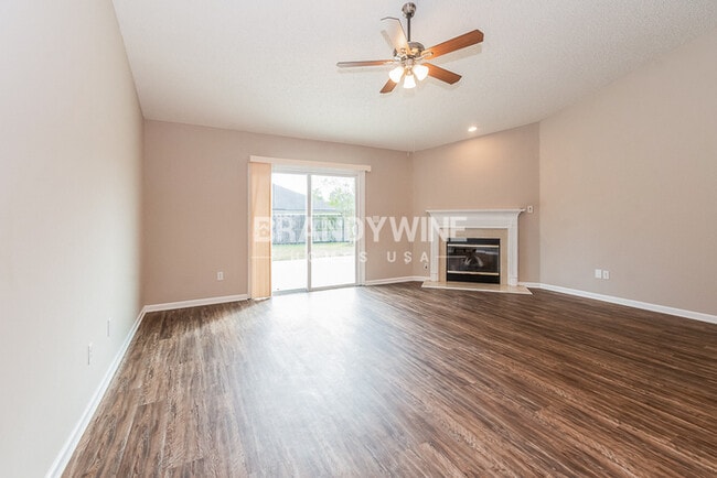 Photo - 11921 Dover Village Dr W