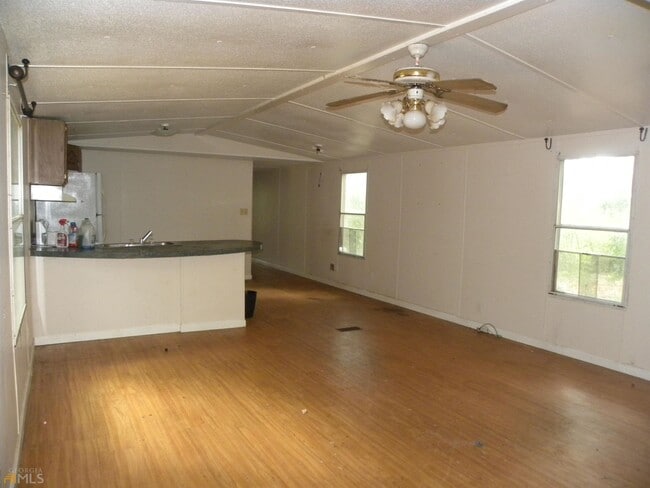Photo - 204 Detter Rd