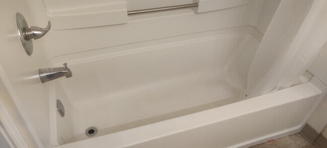 Photo - 1511 Graduate Ln Unit 103