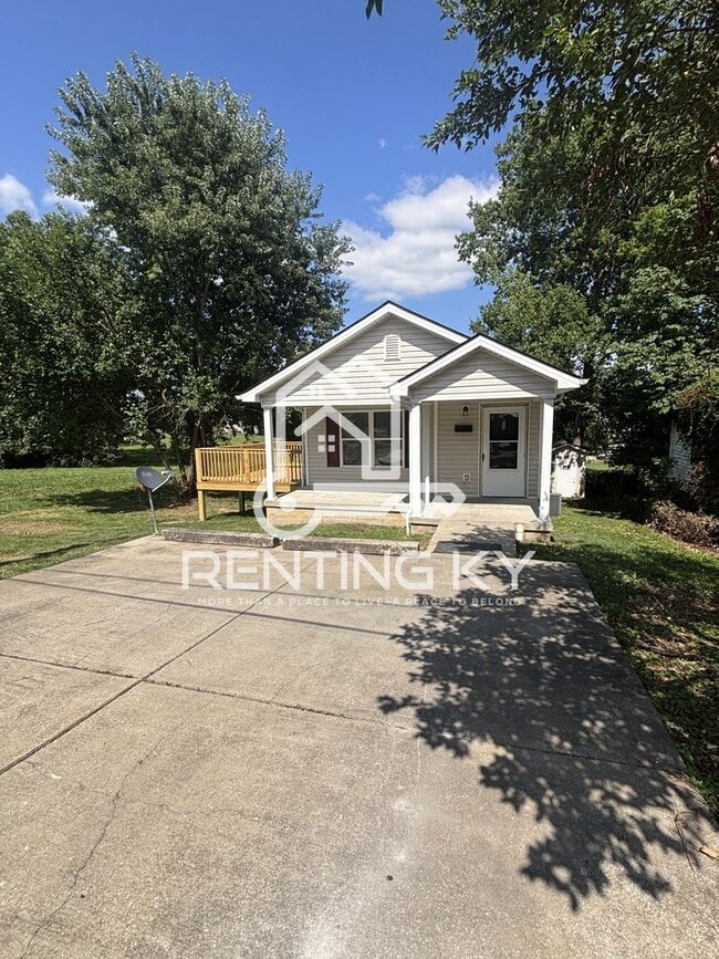 Building Photo - Newly Renovated 3 bed, 1 bath single-family home!