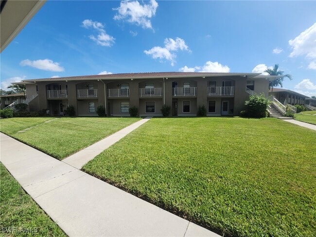 Building Photo - 141 Cypress Way E Unit C3 Rental