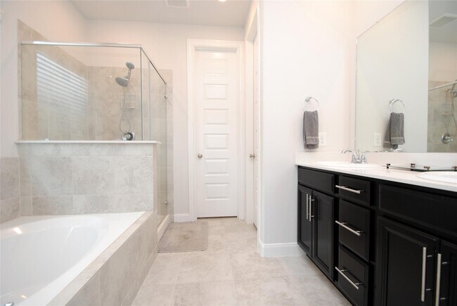 Photo - 8834 Arch Rock Dr