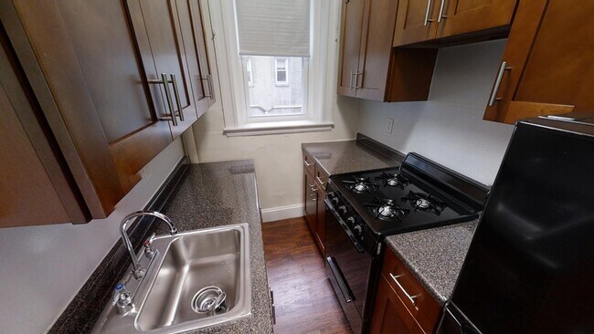 Photo - 11 Park Dr Unit #3