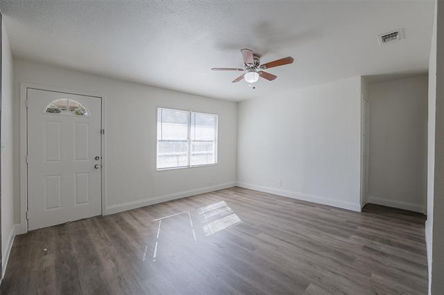 Photo - 320 Highland Dr House