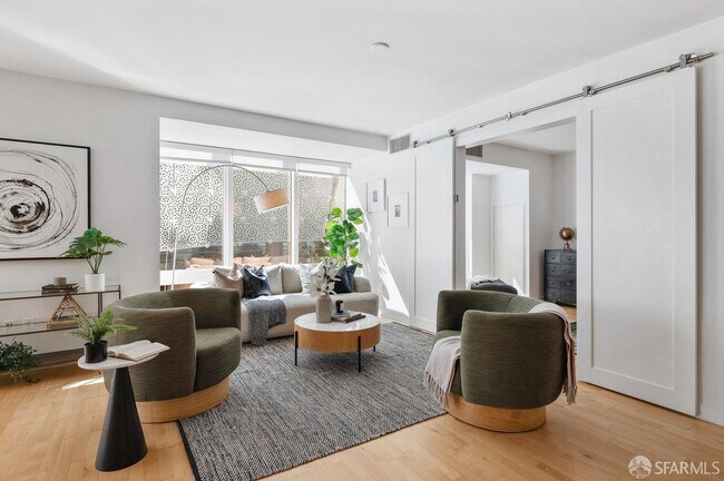 Photo - 301 Mission St