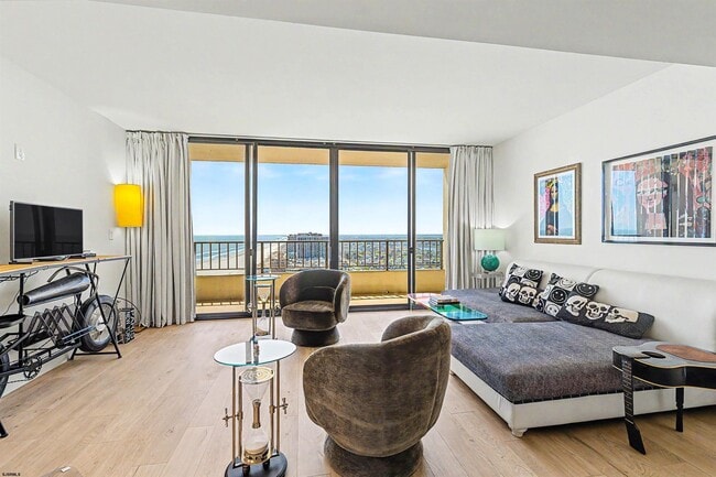 Photo - 3851 Boardwalk Unit 2512