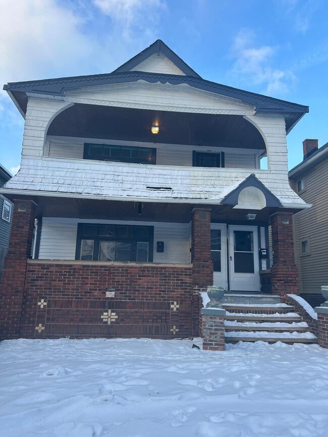 Building Photo - 9913 Mt Auburn Ave Unit Down