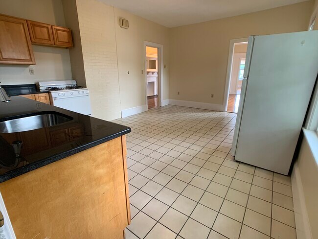 Photo - 80 Corey Rd Unidad 2