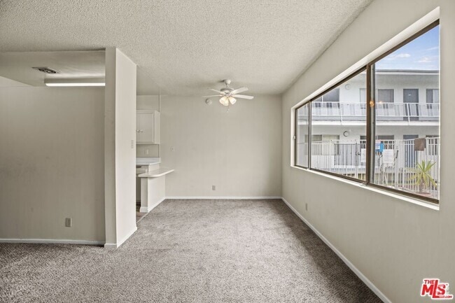 Building Photo - 1295 Federal Ave Unit 3 Rental
