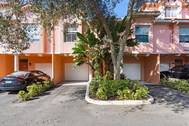 Photo - 2016 Alta Meadows Ln