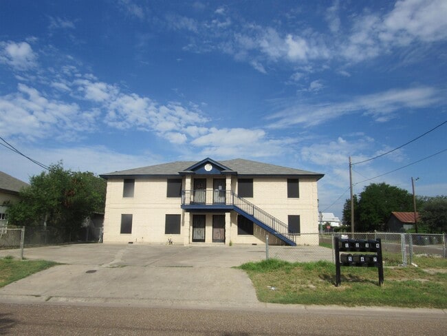 Building Photo - 1420 Juarez Ave Unit 2