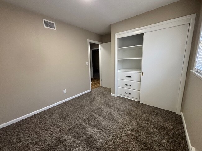 Photo - Stylishly Updated 3 Bedroom Home with Fresh Modern Finishes.