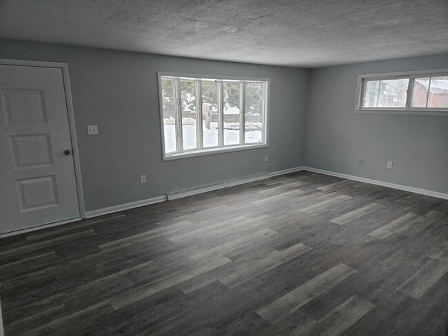 Living Room Front - 158 Witmer Road Unit Main