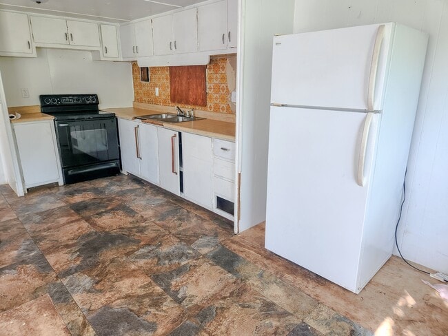 Photo - 24 Chive Ln