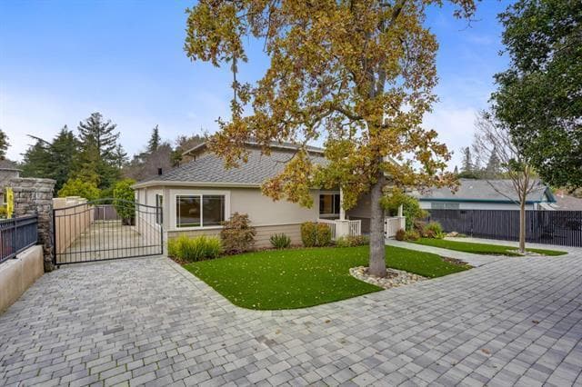 Photo - 1262 Edgewood Rd