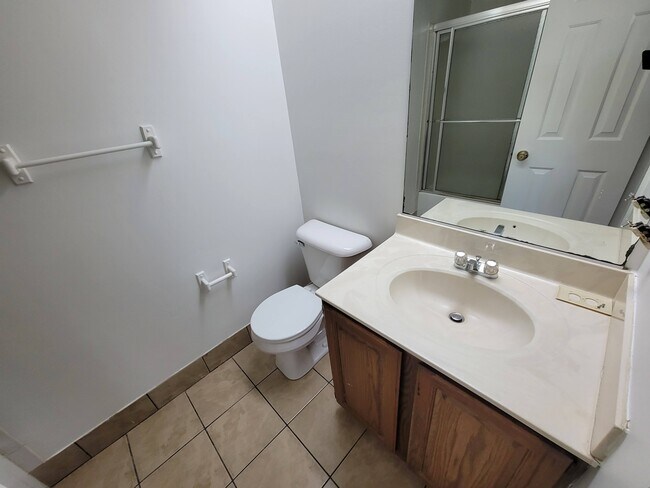 Photo - 921 Wildwood Square Ct